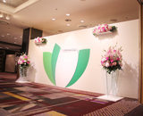 ホテル ニューオータニ パーティ 花 装飾