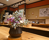 24 関西 飲食店 和風 ディスプレイ 装飾 SEASONS 事例