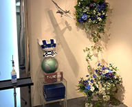23 中央区 オフィス受付 造花装飾 エントランス 装飾 造花アレンジ hitotoki 事例