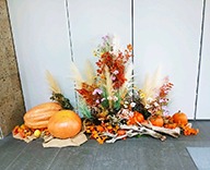 秋装飾承ります。